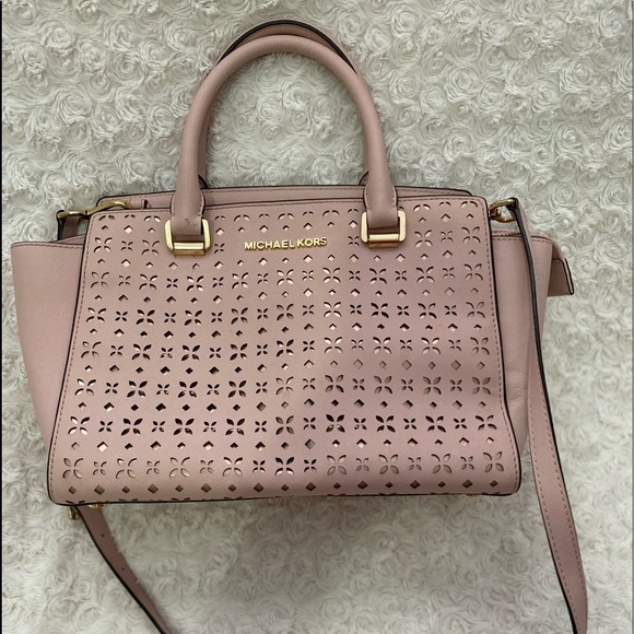 Michael Kors Handbags - ❀ Michael Kors Pale Pink satchel HandBag ❀